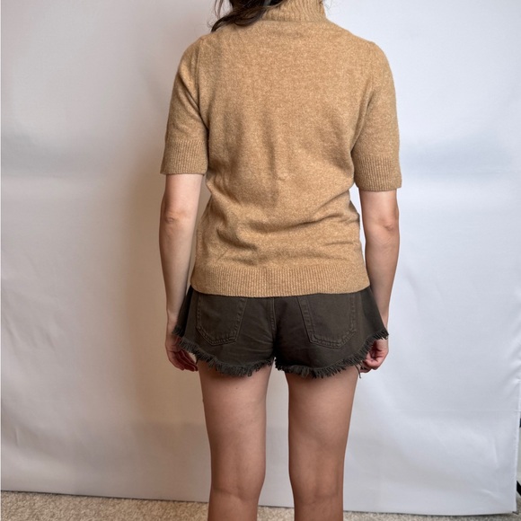 Halston Cashmere Sweater - Picture 2 of 6